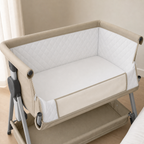 Co-sleeper bednest - babybox – detail van slaapgedeelte en toegang