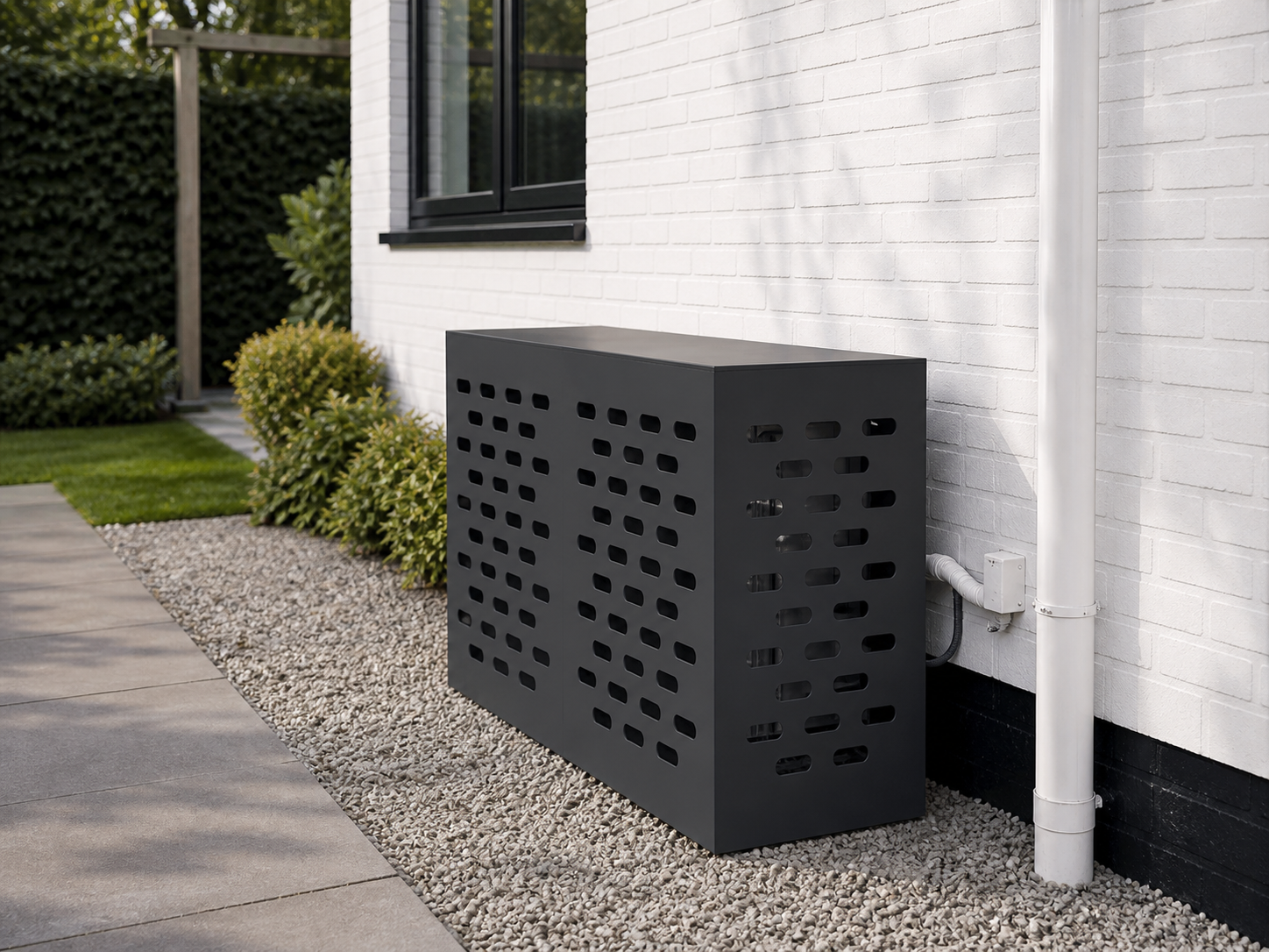 airco gamma: praktische toepassing van Airco omkasting voor buitenunit en warmtepomp