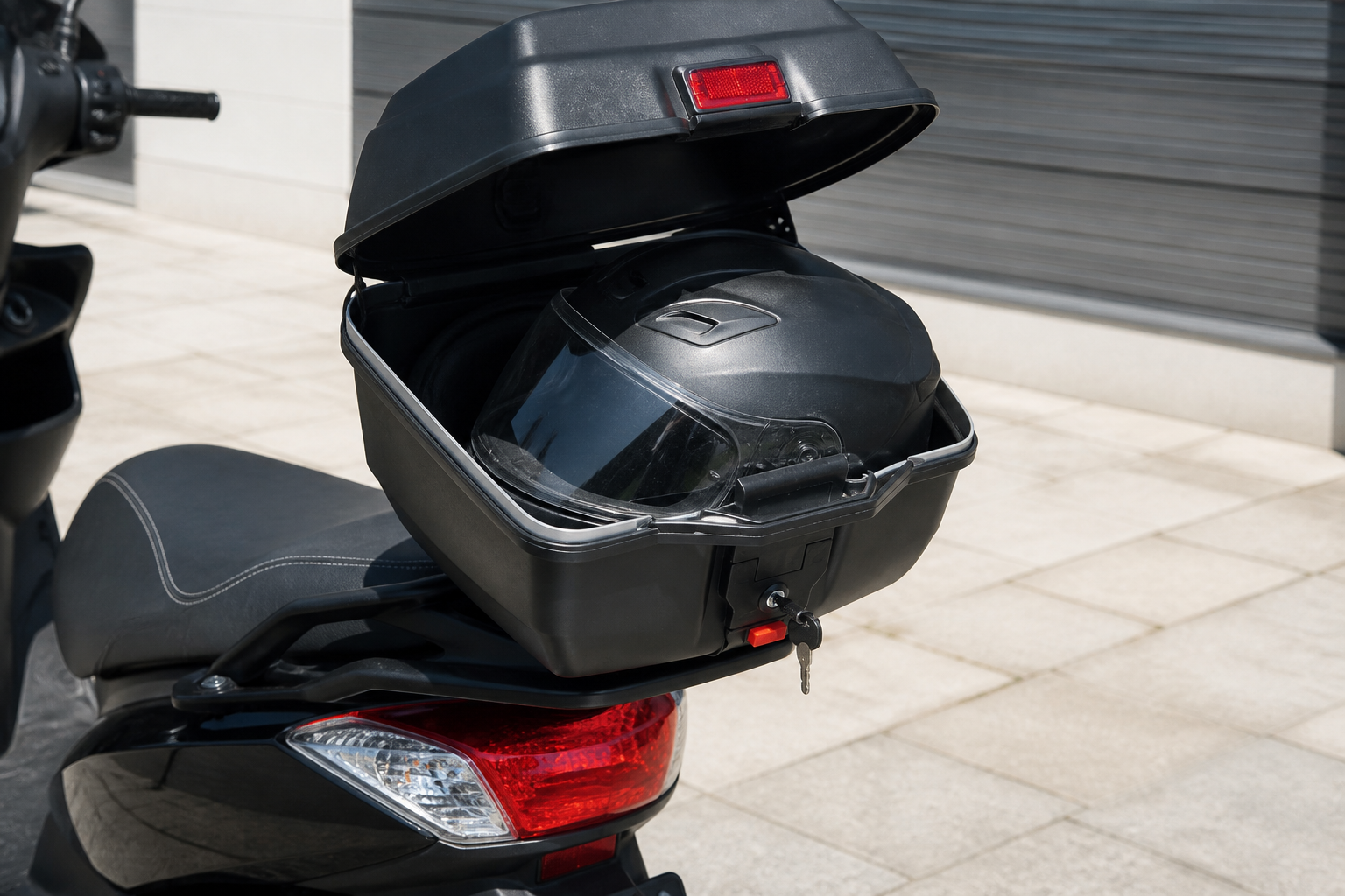 wat past er in een topkoffer van 24 liter: praktische toepassing van Motor topkoffer 24 liter voor 1 helm